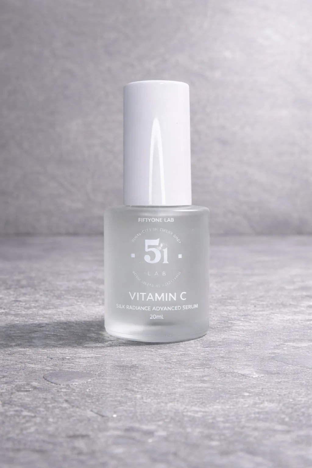 Silk Radiance Advanced Serum dengan Vitamin C Stabil (Ascorbyl Tetraisopalmitate) - 20 ml